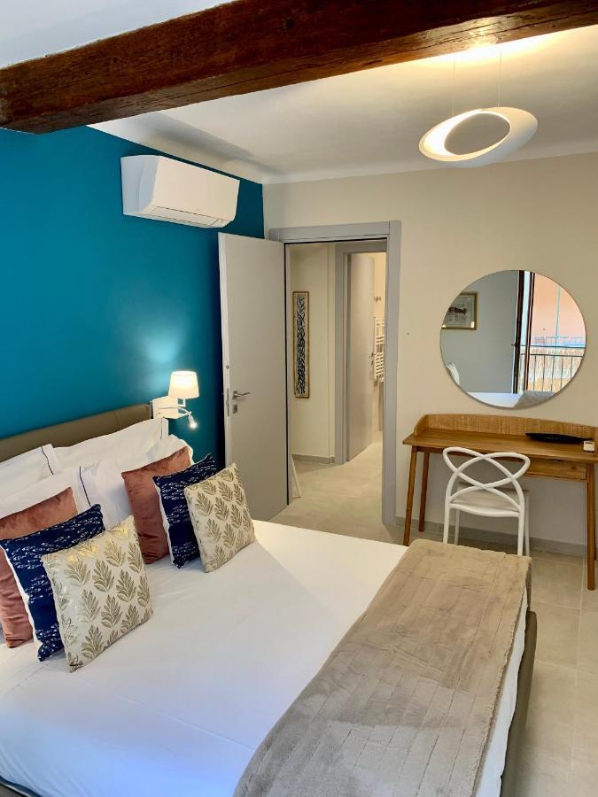 L'Emporio Rooms Манарола Екстериор снимка